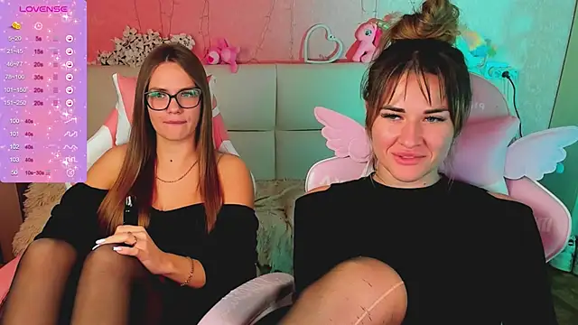 Вебкам-шоу hotty_girls_here