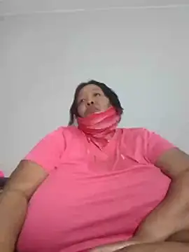 nancy111 Adlı Modelin Canlı XXX Sohbeti