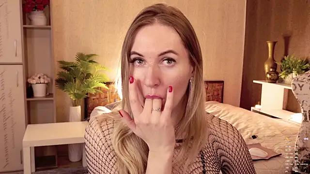 Hello_Lisha's Webcam Show