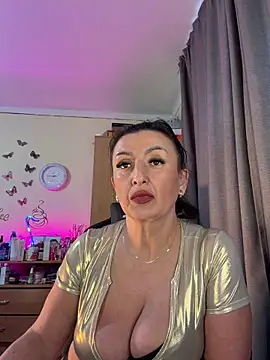 Hotangel75's Live XXX Chat