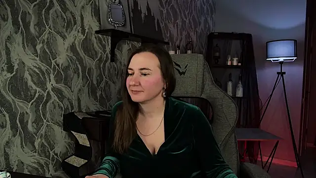 Golden_Dragon live XXX chat