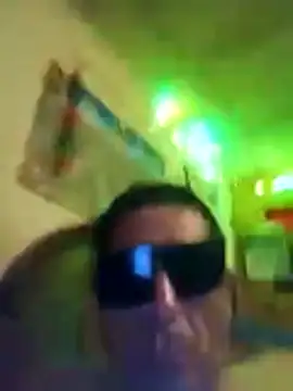 Show modela Juniorharo1982 na web-kameri