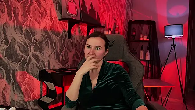 Golden_Dragon live XXX chat