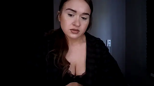 عرض كام avajade