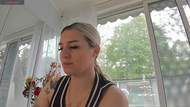 Ella_Vee – Live XXX-chat