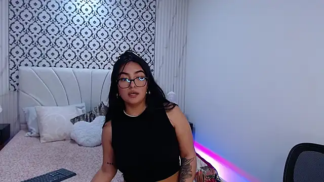 Онлайн чат XXX Laurent_Brm