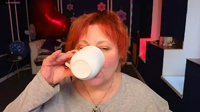 Pokazy przed kamerką – Kira_Kingsley