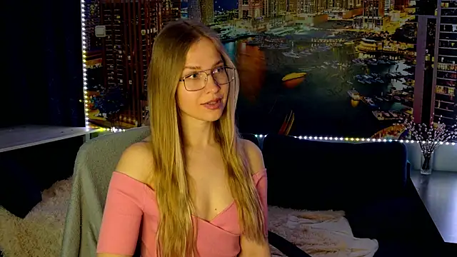 pusyavykusya élő XXX-chatje