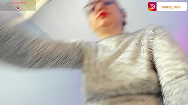 Imaray_1_'s Live XXX Chat