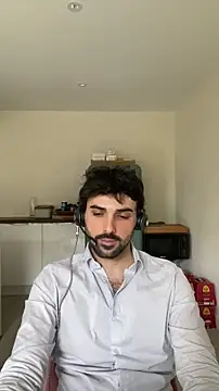 eaumineralen Live XXX chat