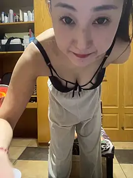 xiuchun100 Live XXX-Chat