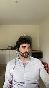 eauminerale 即時 XXX 聊天