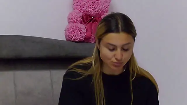 NicolePlay's Live XXX Chat