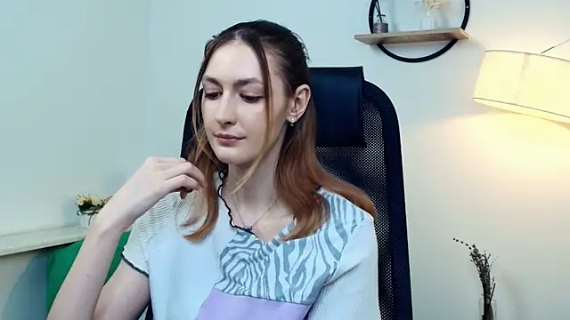 Chat XXX en directo de LoraLanett