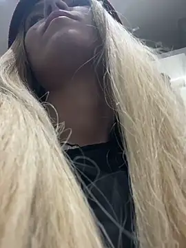 katty_cutey Live XXX-chat