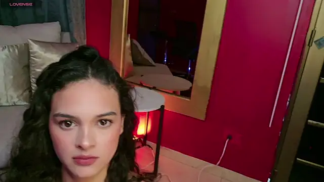 MaraVelvett: онлайн-секс-чат