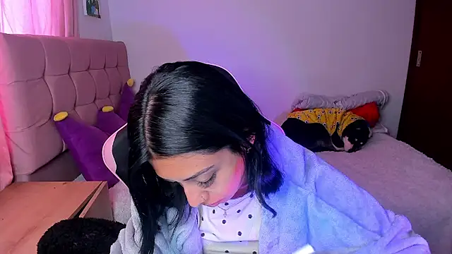 Bellacatx's Live XXX Chat