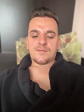 Huge_cock22cm Show in webcam