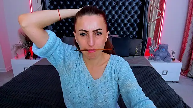 XXX chat uživo modela Rebecca_Diamond