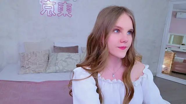 Lili_Lohan élő XXX-chatje