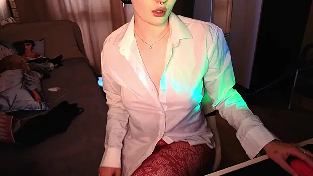 milliedoll: онлайн-секс-чат