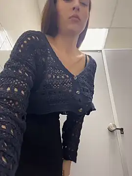 Živý XXX chat Holly_Play