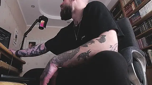 FindomJason: онлайн-секс-чат