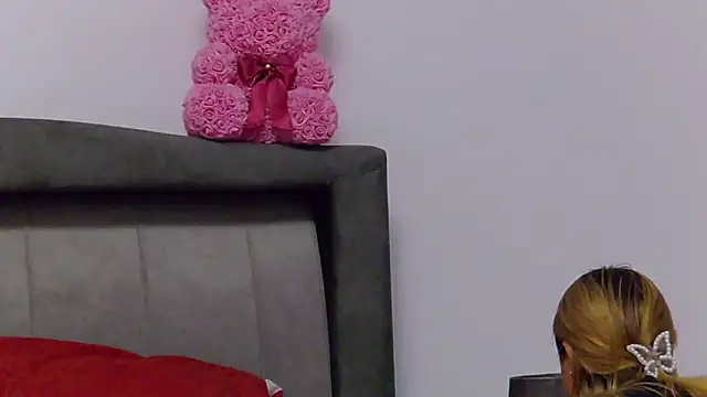 NicolePlay Chat XXX live