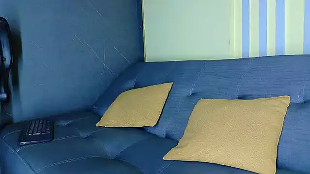 Chat +18 de ALANNFERRER ao vivo