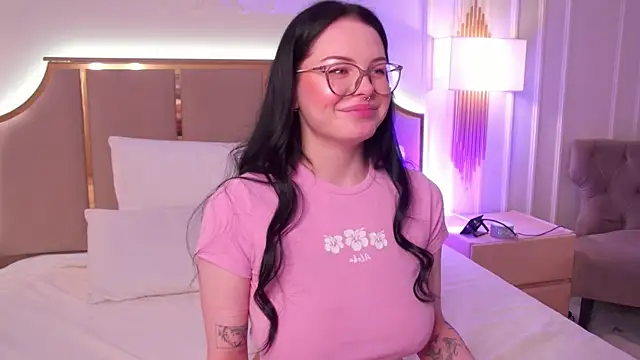 CindyMil Chat XXX live