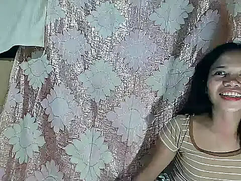 PinaySkinnyGirlのライブXXXチャット