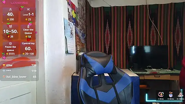 Chatroom XXX en direct de Cora_Maro