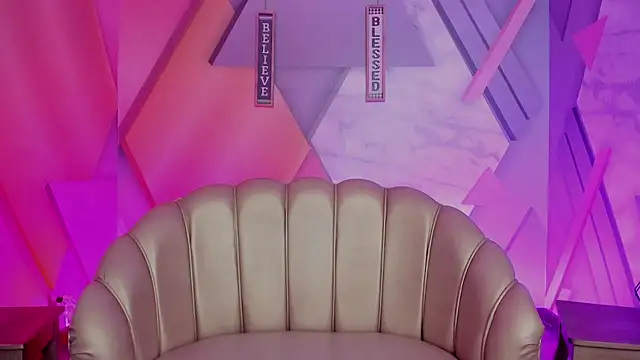 MacarenaBenz: απευθείας συνομιλία ΧΧΧ