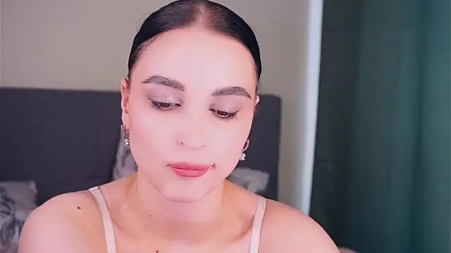 ZofiaSoshnik's Live XXX Chat