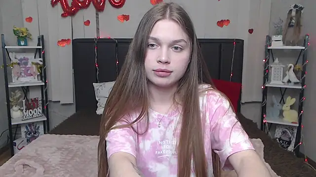 LaraPikaのライブXXXチャット