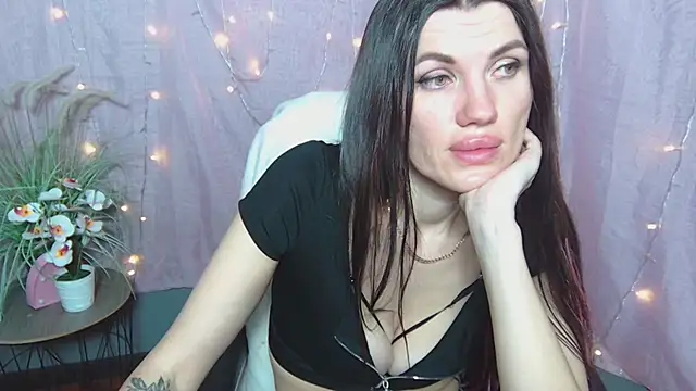 Czat XXX na żywo – MilaLoona