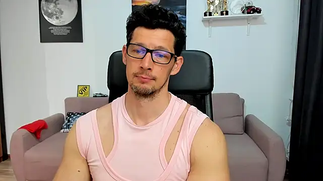 BrutusK08 Webcam Show