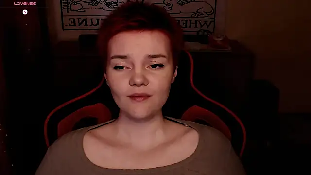 KrisNealのライブXXXチャット