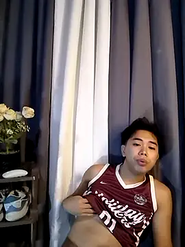 urNaugthy_JndxzZ 在線直播表演