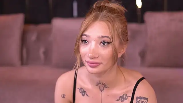 SiennaJaydenのライブXXXチャット