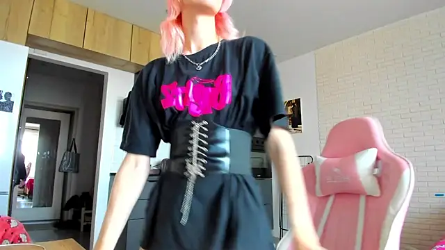 _Alice_Kitty webcam show