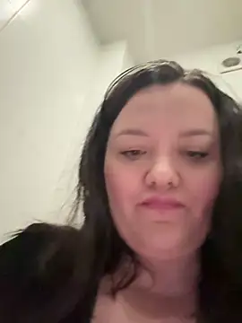 Webkamerová show SunnyLeila2101