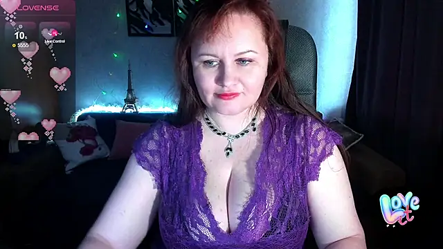 Chat XXX en directo de Nikki_March