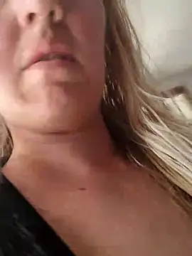 Czat XXX na żywo – Mllesha74000