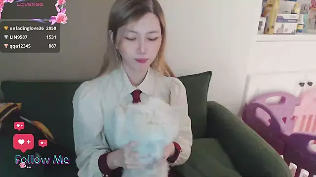 whitecat13: онлайн-секс-чат