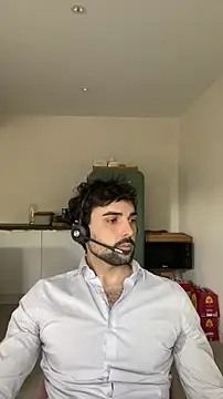 XXX chat uživo modela eauminerale