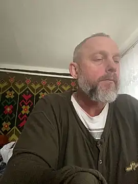 Frosl élő XXX-chatje