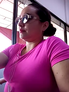 SabrinaVantressのライブXXXチャット