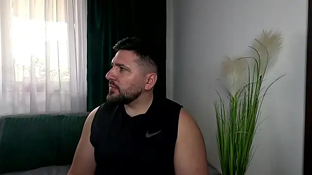 Gold_Alpha_Boy Webcam show