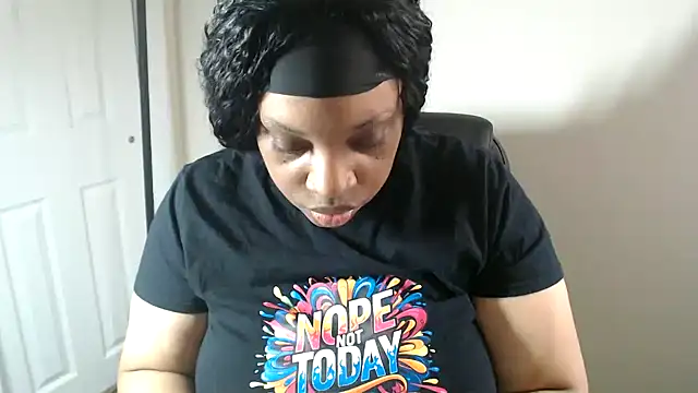 Sexymona1218's Live XXX Chat